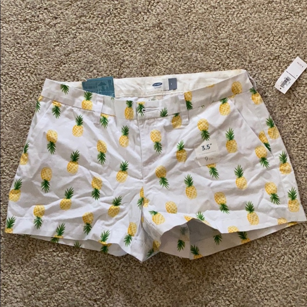 Old navy shorts